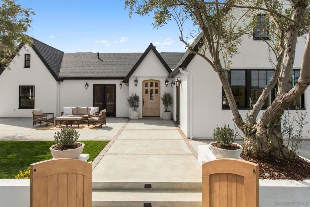 7784 Hillside Dr, San Diego, CA 92037 — exterior