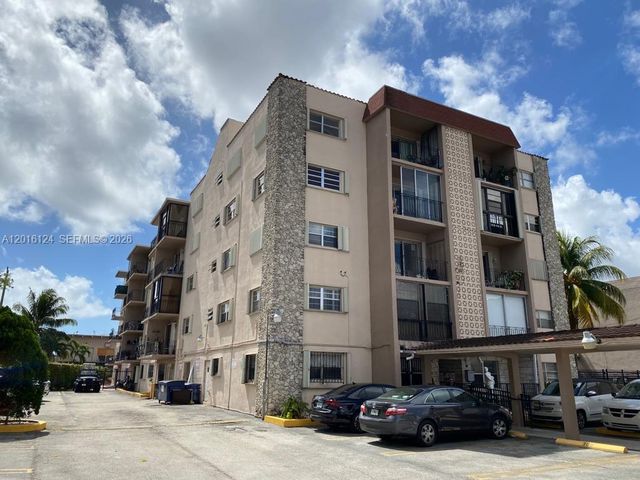 3640 NW 9th St 201, Miami, FL 33125