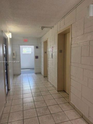 3640 NW 9th St 201, Miami, FL 33125
