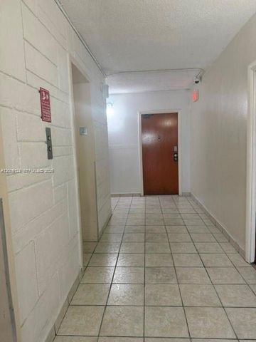 3640 NW 9th St 201, Miami, FL 33125