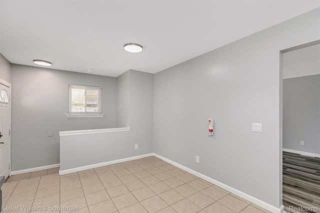 22487 Donald Avenue, Eastpointe, MI 48021