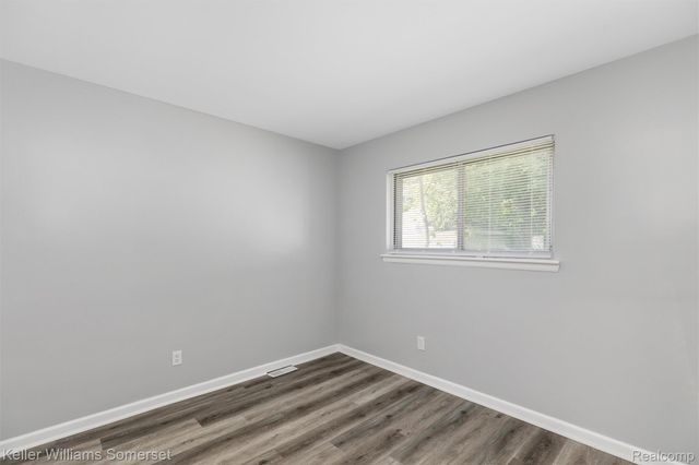 22487 Donald Avenue, Eastpointe, MI 48021