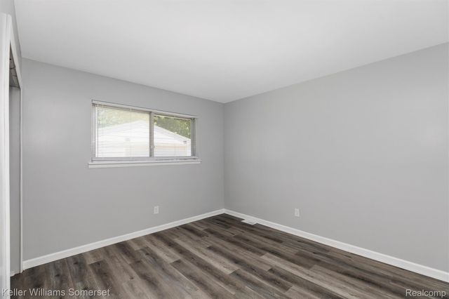 22487 Donald Avenue, Eastpointe, MI 48021