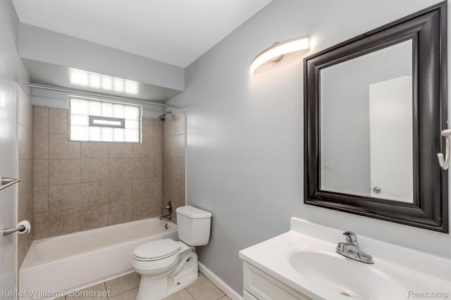 22487 Donald Avenue, Eastpointe, MI 48021