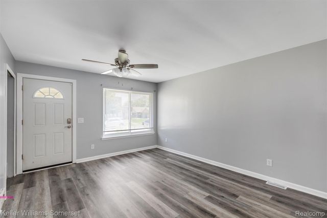 22487 Donald Avenue, Eastpointe, MI 48021