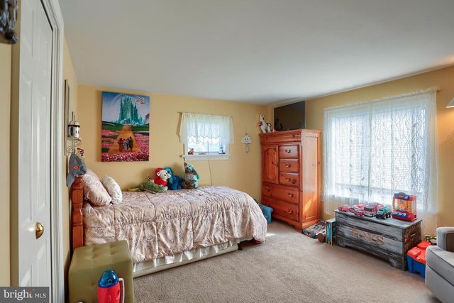 320 MYRTLE AVE, Marysville, PA 17053