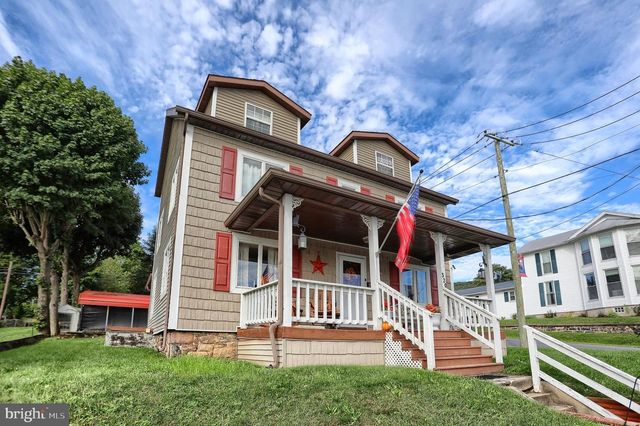 320 MYRTLE AVE, Marysville, PA 17053