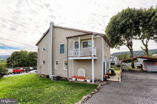 320 MYRTLE AVE, Marysville, PA 17053
