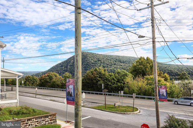 320 MYRTLE AVE, Marysville, PA 17053