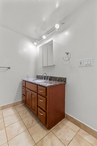 881 Livingston Rd, Meadow Vista, CA 95722