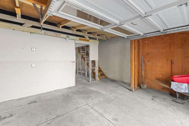 881 Livingston Rd, Meadow Vista, CA 95722