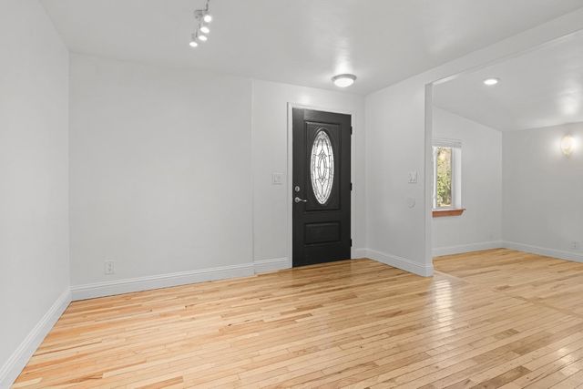 881 Livingston Rd, Meadow Vista, CA 95722