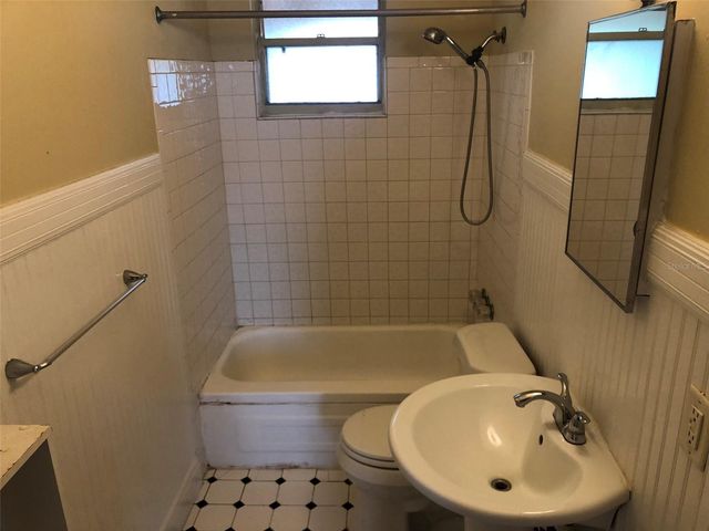 310 W GENESEE STREET, Tampa, FL 33603