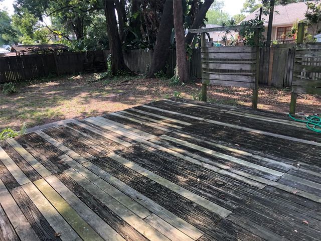 310 W GENESEE STREET, Tampa, FL 33603