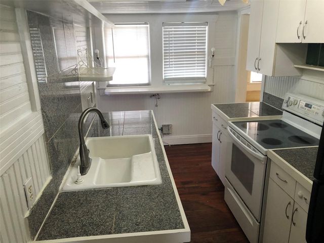 310 W GENESEE STREET, Tampa, FL 33603