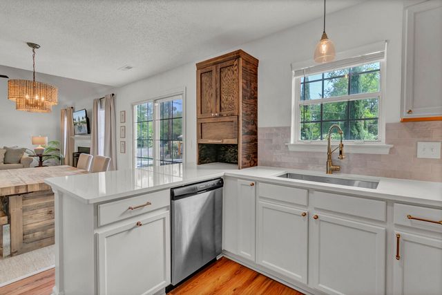 430 Planters Trace Drive, Charleston, SC 29412