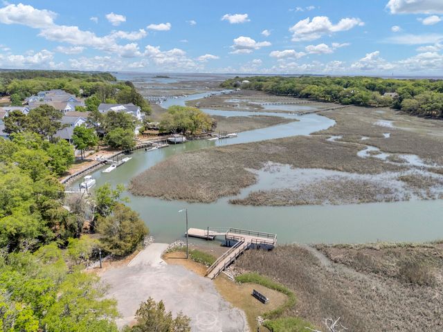 430 Planters Trace Drive, Charleston, SC 29412