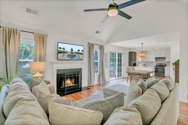 430 Planters Trace Drive, Charleston, SC 29412