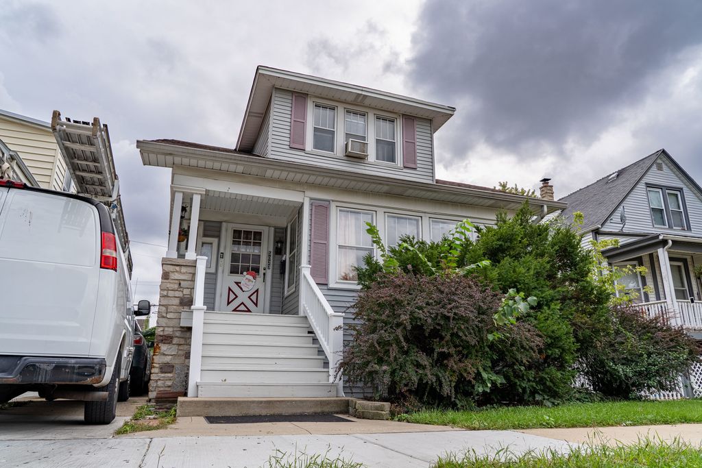 5023 W Eddy Street, Chicago, IL 60641 — exterior