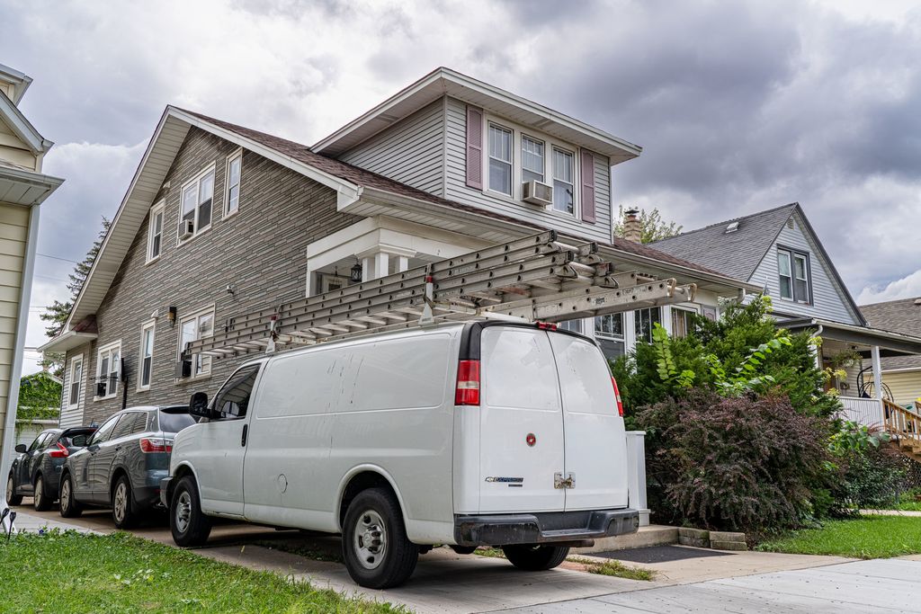5023 W Eddy Street, Chicago, IL 60641 — photo 3