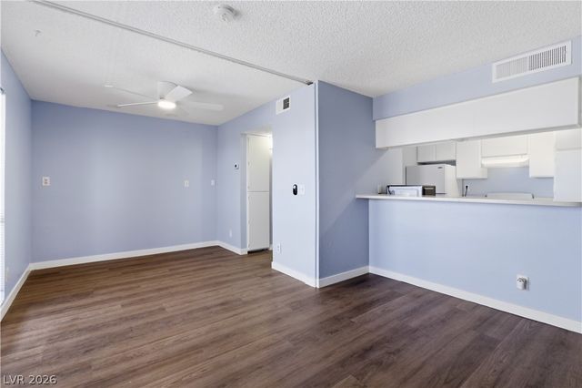 2221 West Bonanza Road 28, Las Vegas, NV 89106