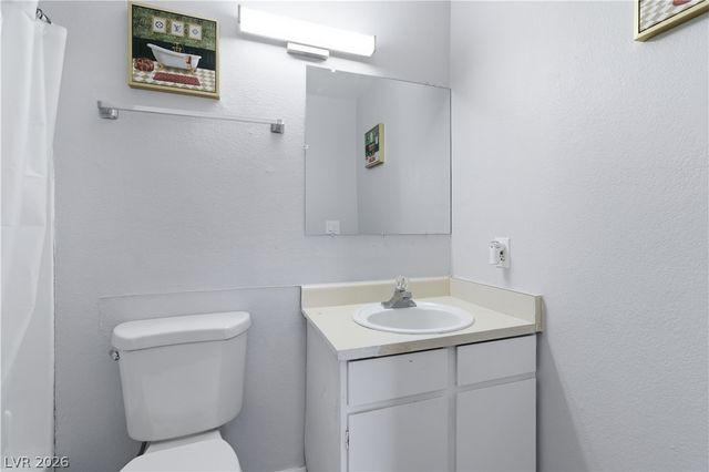 2221 West Bonanza Road 28, Las Vegas, NV 89106
