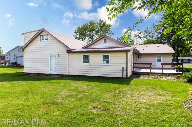3350 N Belsay Road E, Genesee Charter Township, MI 48506