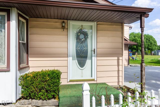 3350 N Belsay Road E, Genesee Charter Township, MI 48506