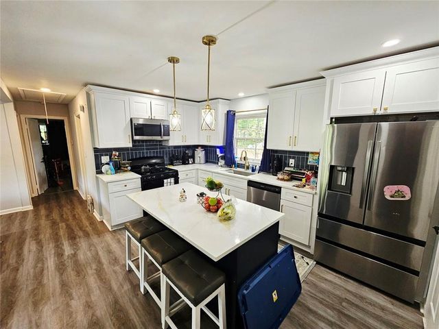 2096 Venesa Circle Circle, Austell, GA 30168