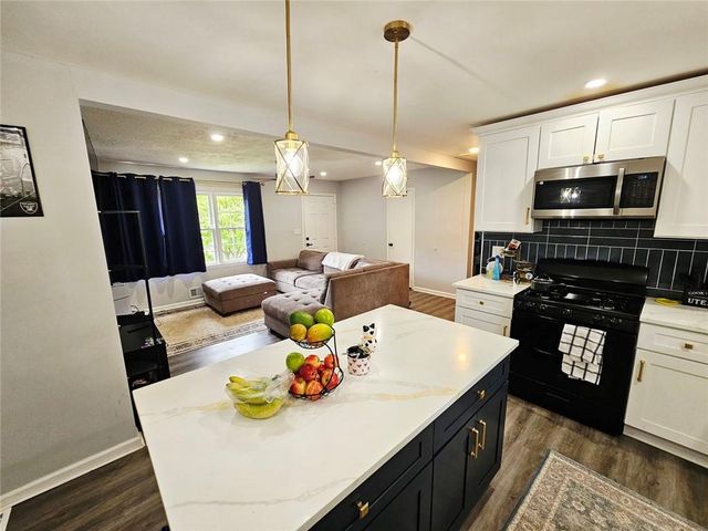 2096 Venesa Circle Circle, Austell, GA 30168