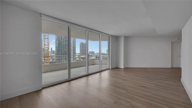 555 NE 34th St 2307, Miami, FL 33137