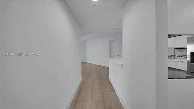 555 NE 34th St 2307, Miami, FL 33137