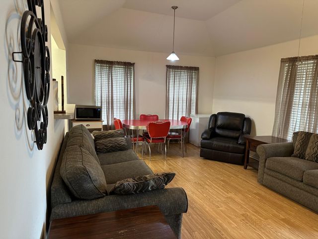 833 E Camp Street, La Grange, TX 78945