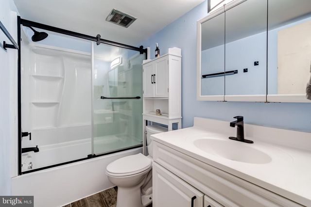 6012 WESTCHESTER PARK DR #101, College Park, MD 20740