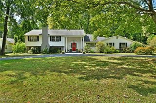 4810 Logan Way, Hubbard, OH 44425