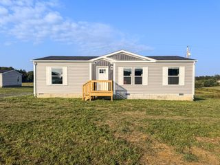 1129 Nimm Road, Red Boiling Springs, TN 37150