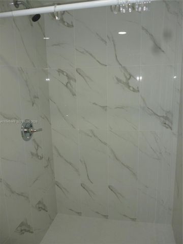 4611 SW 19th St 1, West Park, FL 33023