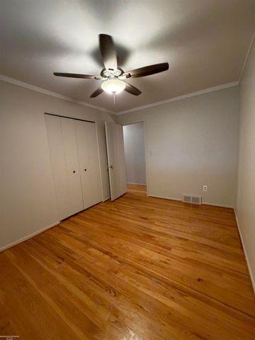 36718 Clifford Drive, Sterling Heights, MI 48312