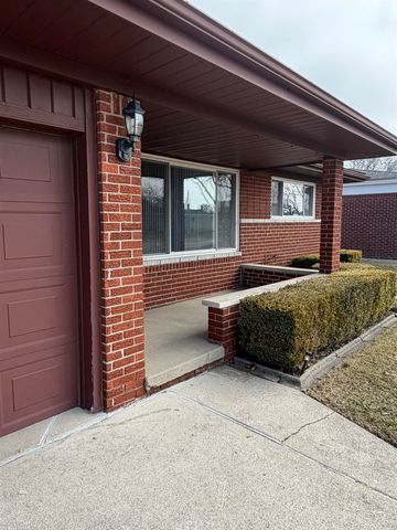 36718 Clifford Drive, Sterling Heights, MI 48312