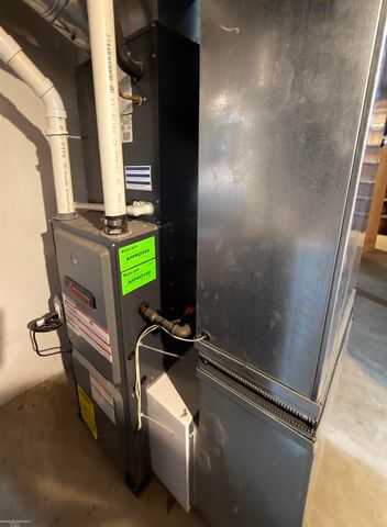 36718 Clifford Drive, Sterling Heights, MI 48312