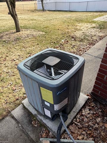 36718 Clifford Drive, Sterling Heights, MI 48312