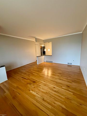 36718 Clifford Drive, Sterling Heights, MI 48312