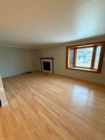 36718 Clifford Drive, Sterling Heights, MI 48312