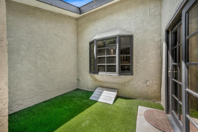 6760 N Haslam Avenue, Fresno, CA 93711