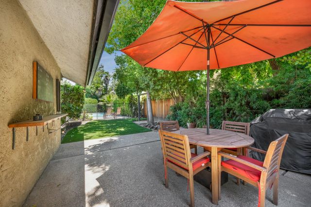 6760 N Haslam Avenue, Fresno, CA 93711