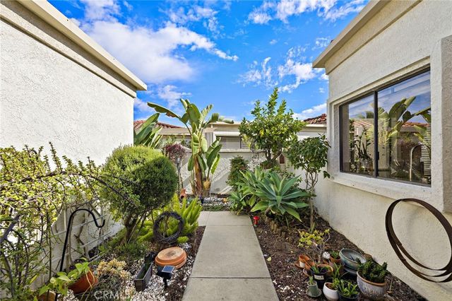 27766 Deya, Mission Viejo, CA 92692