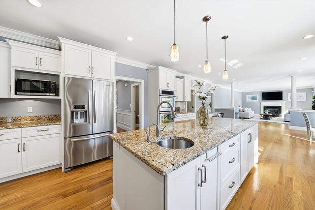 4 Whittier Rd, Lexington, MA 02420