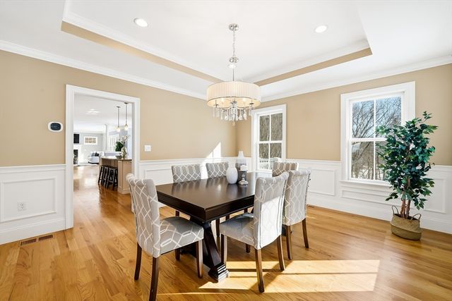 4 Whittier Rd, Lexington, MA 02420