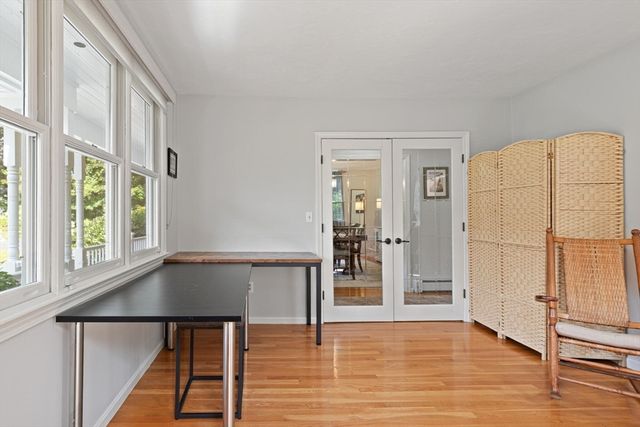 40 Ray Rd, Wrentham, MA 02093