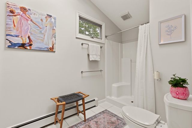 40 Ray Rd, Wrentham, MA 02093